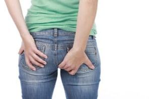 Juckreiz im Anus ist ein Zeichen für das Vorhandensein von Parasiten im Körper